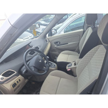 Feu arriere principal droit (feux) RENAULT SCENIC 3 Photo n°8