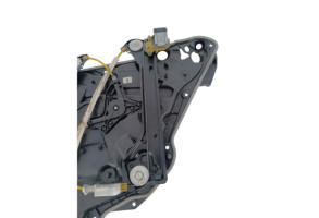 Leve vitre electrique arriere gauche MERCEDES CLASSE CLA 117 SHOOTING Photo n°9