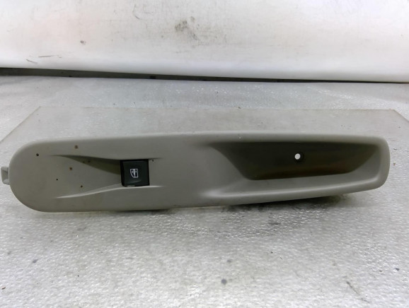 Interrupteur de leve vitre avant droit RENAULT ZOE Photo n°1