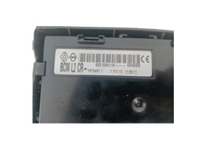 Boitier BSI RENAULT CLIO 3 Photo n°1