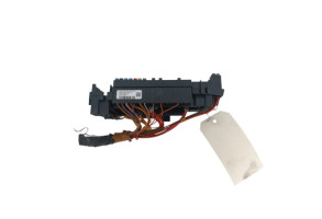 Boitier servitude moteur (BSM) VOLKSWAGEN POLO 6 Photo n°4