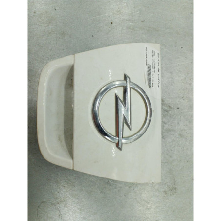 Bouton de coffre OPEL ASTRA J