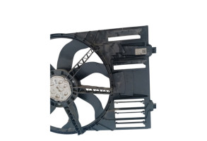 Moto ventilateur radiateur VOLKSWAGEN POLO 6 Photo n°2