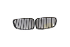 Calandre BMW SERIE 1 E87 Photo n°4