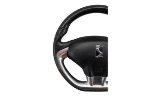 Volant DS DS3 Photo n°3