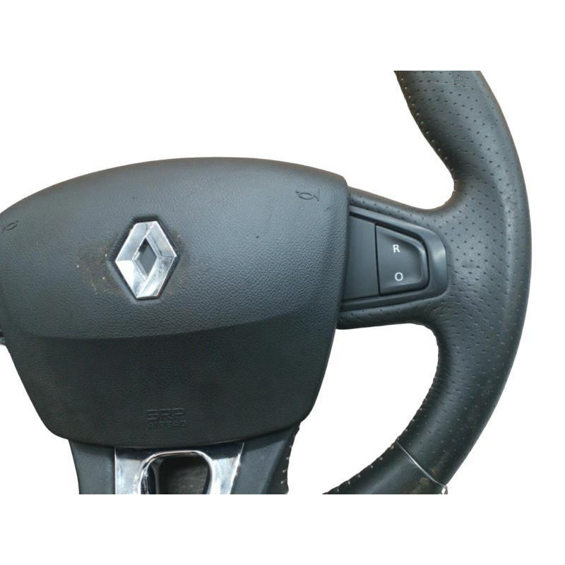 Volant RENAULT MEGANE 3 Photo n°1