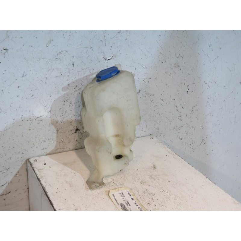 Vase de lave glace SKODA OCTAVIA 1 Photo n°1