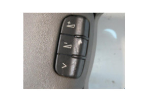 Volant AUDI A4 2 Photo n°3