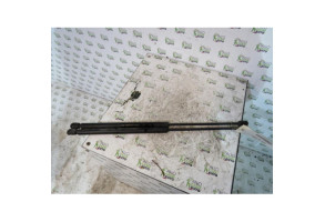 Verin de coffre SEAT IBIZA 2 Photo n°1