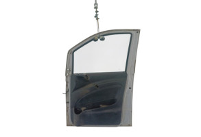 Porte avant droit MERCEDES VITO 639 Photo n°1