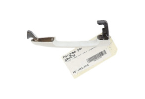 Poignee porte arriere gauche TOYOTA AURIS 1 Photo n°4