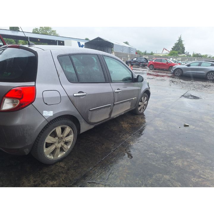 Feu arriere principal droit (feux) RENAULT CLIO 3 Photo n°11