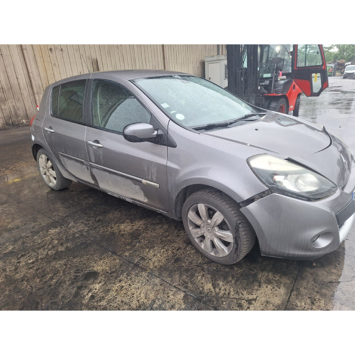 Feu arriere principal droit (feux) RENAULT CLIO 3 Photo n°15