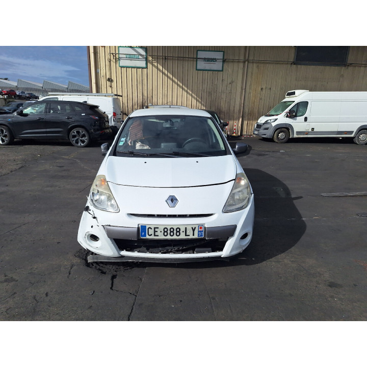 Feu arriere principal droit (feux) RENAULT CLIO 3 Photo n°10