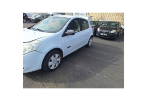 Feu arriere principal gauche (feux) RENAULT CLIO 3 Photo n°11