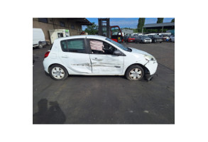 Feu arriere principal gauche (feux) RENAULT CLIO 3 Photo n°14