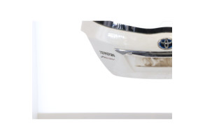 Malle/Hayon arriere TOYOTA YARIS 3 Photo n°5