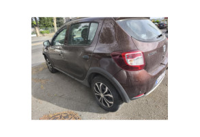 Malle/Hayon arriere DACIA SANDERO 2 Photo n°9
