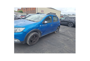 Malle/Hayon arriere DACIA SANDERO 2 Photo n°8