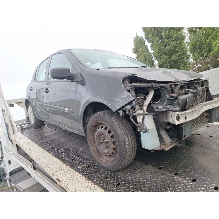 Feu arriere principal droit (feux) RENAULT CLIO 3 Photo n°9