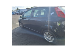 Feu arriere principal gauche (feux) FIAT GRANDE PUNTO Photo n°8