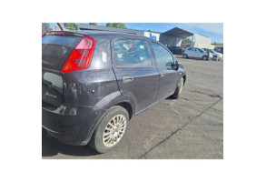 Feu arriere principal gauche (feux) FIAT GRANDE PUNTO Photo n°16
