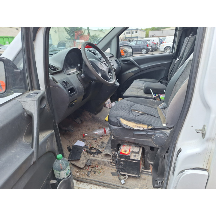 Moteur essuie glace avant MERCEDES VITO 639 Photo n°18