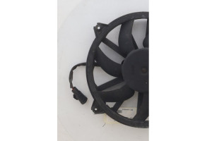 Moto ventilateur radiateur PEUGEOT 5008 1 Photo n°2