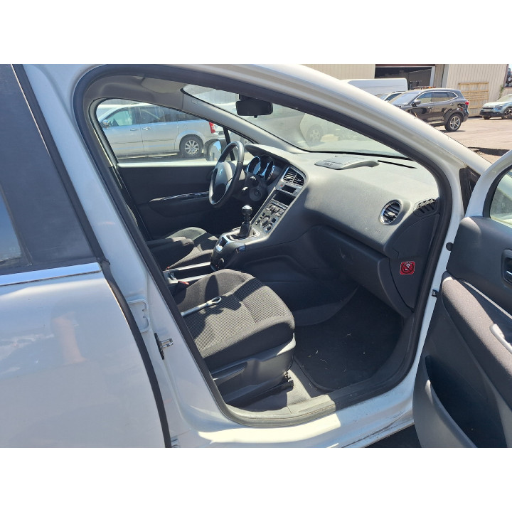 Leve vitre electrique avant gauche PEUGEOT 5008 1 Photo n°10