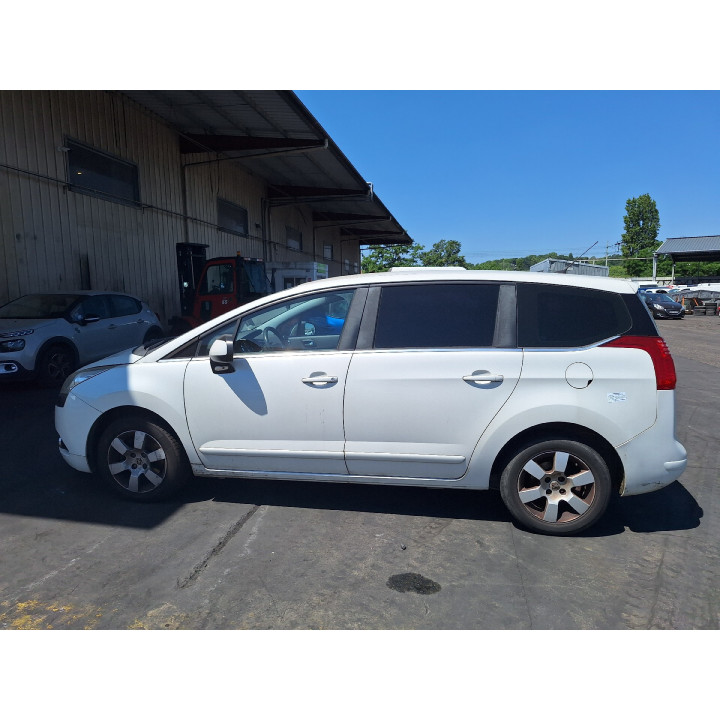 Leve vitre electrique avant gauche PEUGEOT 5008 1 Photo n°13