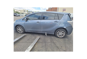 Moteur essuie glace arriere TOYOTA VERSO Photo n°14