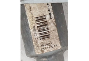 Leve vitre electrique arriere gauche RENAULT CLIO 3 Photo n°2