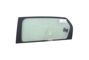 Vitre arriere gauche VOLKSWAGEN UP Photo n°1