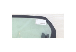 Vitre arriere gauche VOLKSWAGEN UP Photo n°4
