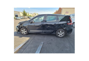 Calandre RENAULT GRAND SCENIC 3 Photo n°11