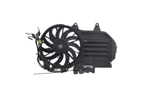 Moto ventilateur radiateur AUDI A4 2 Photo n°1