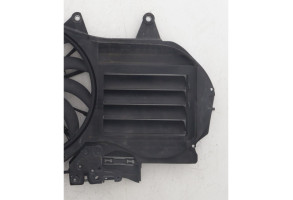 Moto ventilateur radiateur AUDI A4 2 Photo n°2
