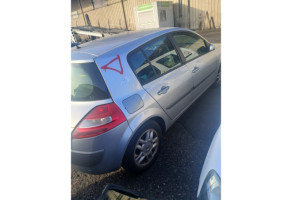 Feu arriere principal gauche (feux) RENAULT MEGANE 2 Photo n°11