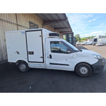 Leve vitre electrique avant gauche FIAT DOBLO 2 Photo n°9