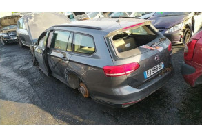 Leve vitre electrique arriere gauche VOLKSWAGEN PASSAT 7 Photo n°6