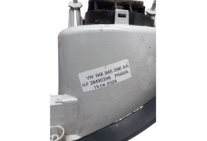 Feu arriere principal droit (feux) VOLKSWAGEN GOLF 5 Photo n°3