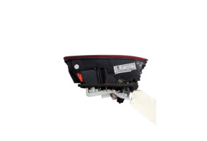 Feu arriere secondaire droit (feux) VOLKSWAGEN GOLF 7 Photo n°6