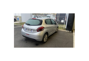 Malle/Hayon arriere PEUGEOT 208 1 Photo n°10