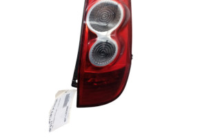Feu arriere principal droit (feux) FORD FIESTA 5 Photo n°4