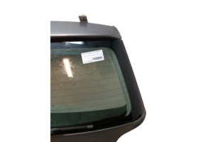 Malle/Hayon arriere VOLKSWAGEN POLO 4 Photo n°8