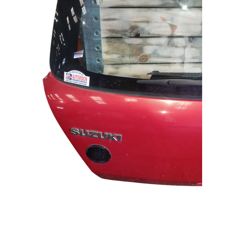 Malle/Hayon arriere SUZUKI SWIFT 3 Photo n°1