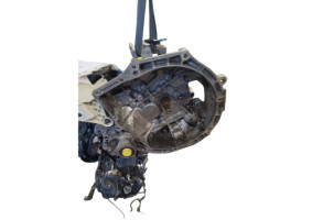 Boite de vitesses RENAULT CLIO 4 Photo n°2