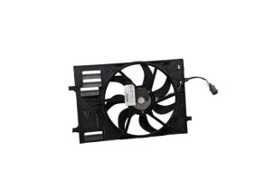 Moto ventilateur radiateur VOLKSWAGEN GOLF 7 Photo n°4