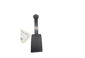 Attache ceinture avant droit NISSAN MICRA 4 Photo n°4