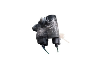 Pompe lave glace avant TOYOTA AYGO 2 Photo n°3